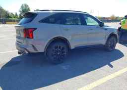 2023 KIA SORENTO EX