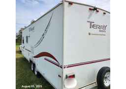 2002 TERRY RESORT DAKOTA 725
