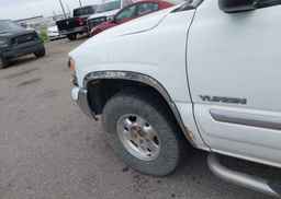 2003 GMC YUKON SLE