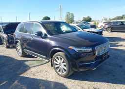 2017 VOLVO XC90 T6