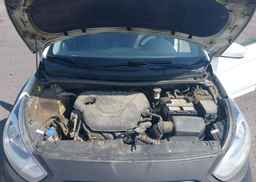 2012 HYUNDAI ACCENT GL