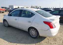 2013 NISSAN VERSA S