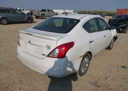 2013 NISSAN VERSA S