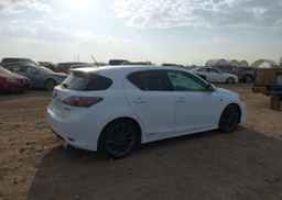 2013 LEXUS CT 200
