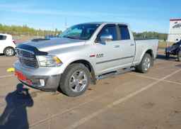 2015 RAM 1500 SLT