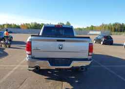 2015 RAM 1500 SLT