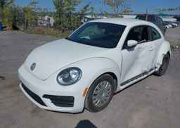 2017 VOLKSWAGEN BEETLE SE
