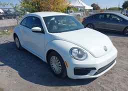 2017 VOLKSWAGEN BEETLE SE
