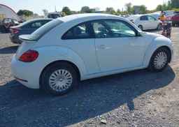 2017 VOLKSWAGEN BEETLE SE