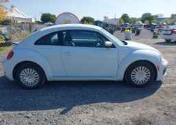 2017 VOLKSWAGEN BEETLE SE