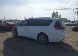 2022 CHRYSLER PACIFICA TOURING-L AWD