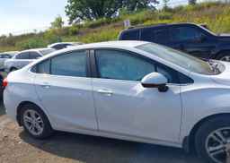 2018 CHEVROLET CRUZE LT AUTO