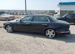 2005 JAGUAR SUPER V8
