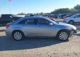 2013 CHRYSLER 200 LX