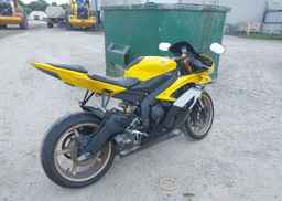2016 YAMAHA YZFR6