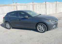 2015 MAZDA MAZDA3