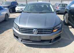 2018 VOLKSWAGEN PASSAT