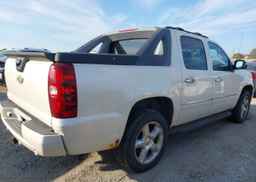2010 CHEVROLET AVALANCHE LTZ
