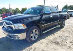 2015 RAM 1500 SLT