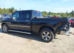 2015 RAM 1500 SLT