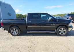 2015 RAM 1500 SLT