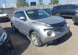 2011 NISSAN JUKE SV