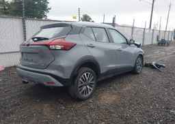 2024 NISSAN KICKS
