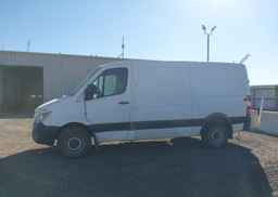 2016 MERCEDES-BENZ SPRINTER 2500 STANDARD ROOF V6