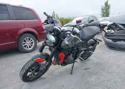 2022 TRIUMPH MOTORCYCLE TRIDENT 660