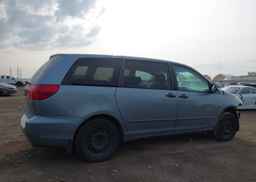 2004 TOYOTA SIENNA CE