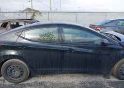 2016 HYUNDAI ELANTRA GL
