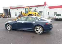 2015 TESLA Model S 85D