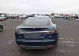 2015 TESLA Model S 85D