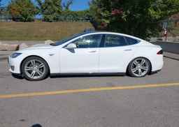 2016 TESLA MODEL S 60D