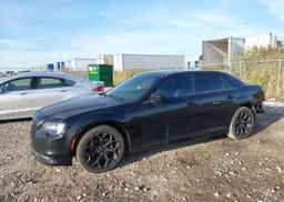 2016 CHRYSLER 300 S