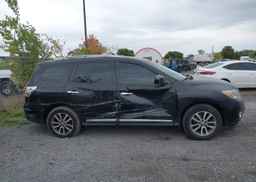 2015 NISSAN PATHFINDER PLATINUM