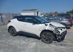 2022 TOYOTA C-HR LIMITED