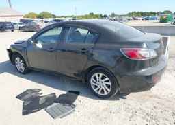 2013 MAZDA MAZDA3 GS-SKY