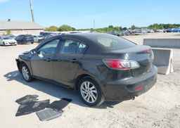2013 MAZDA MAZDA3 GS-SKY