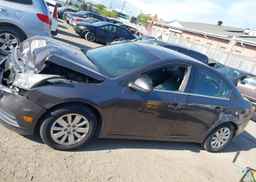 2011 CHEVROLET CRUZE LT