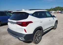 2023 KIA SELTOS EX