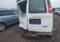 2014 GMC SAVANA 2500 1WT