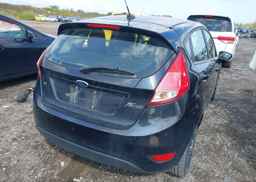 2015 FORD FIESTA SE