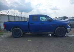 2016 RAM 1500 SLT