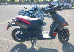 2023 APRILIA SR MOTARD 50