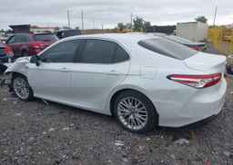 2018 TOYOTA CAMRY HYBRID