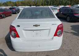 2014 CHEVROLET SONIC LS AUTO