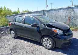 2014 TOYOTA YARIS LE