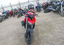 2023 DUCATI STREETFIGHTER V4