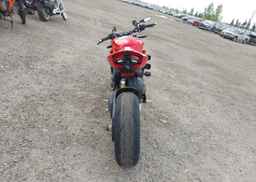 2023 DUCATI STREETFIGHTER V4